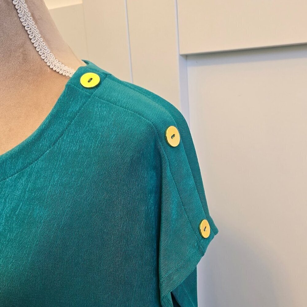 Chico's Travelers Button Sleeve Top, Size 3 (US XL), Harbour Green, NWT - Picture 4 of 13
